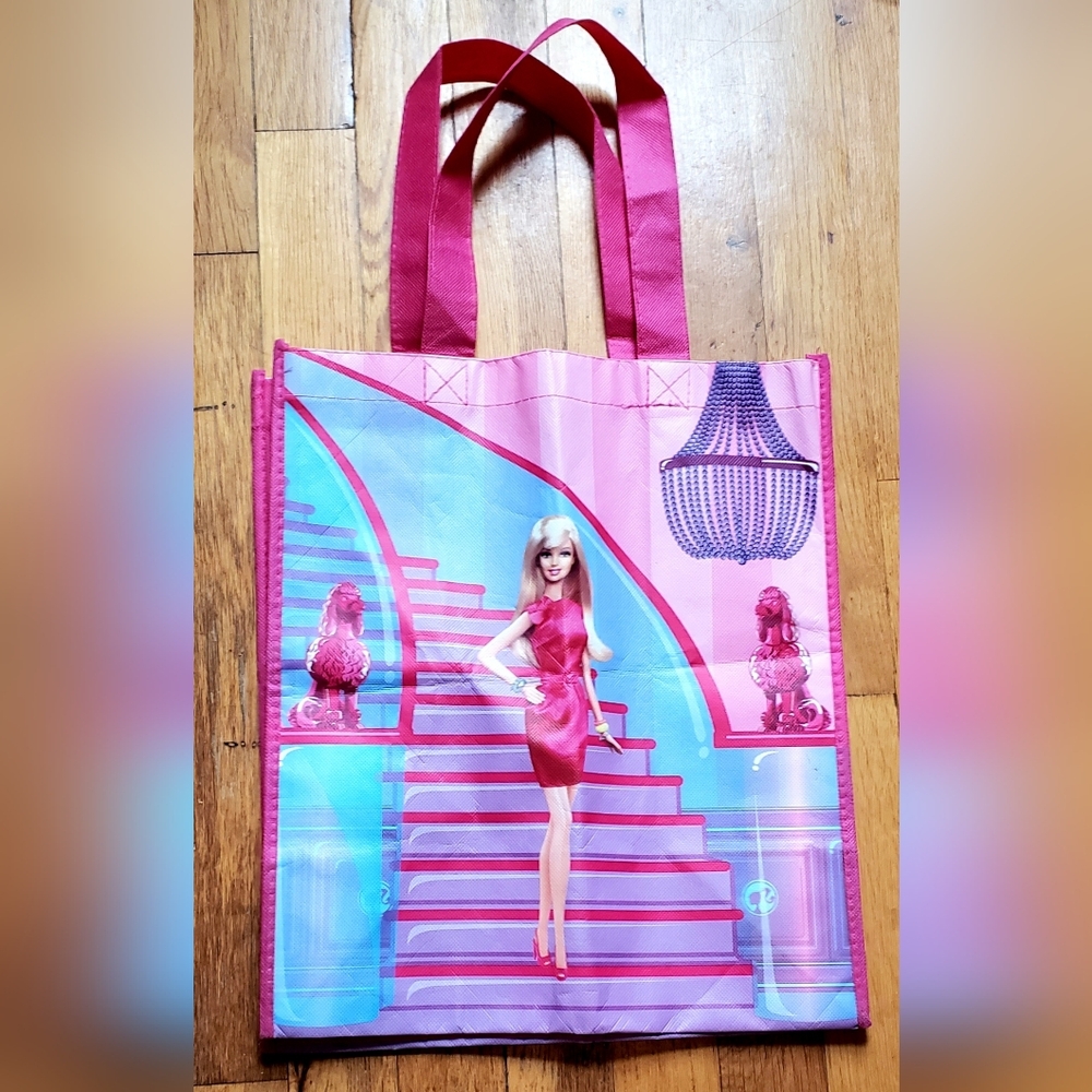 2013 Barbie Doll MOVING to Dreamhouse RARE reusuable tote Limited Ed. Rare